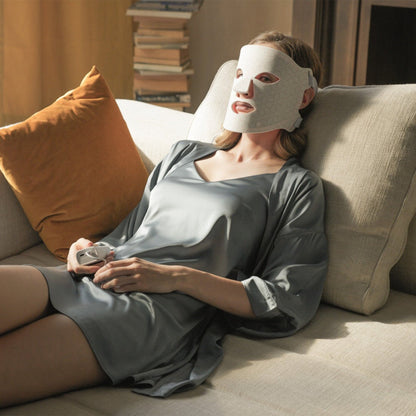 Altrique™ - LED Face Mask